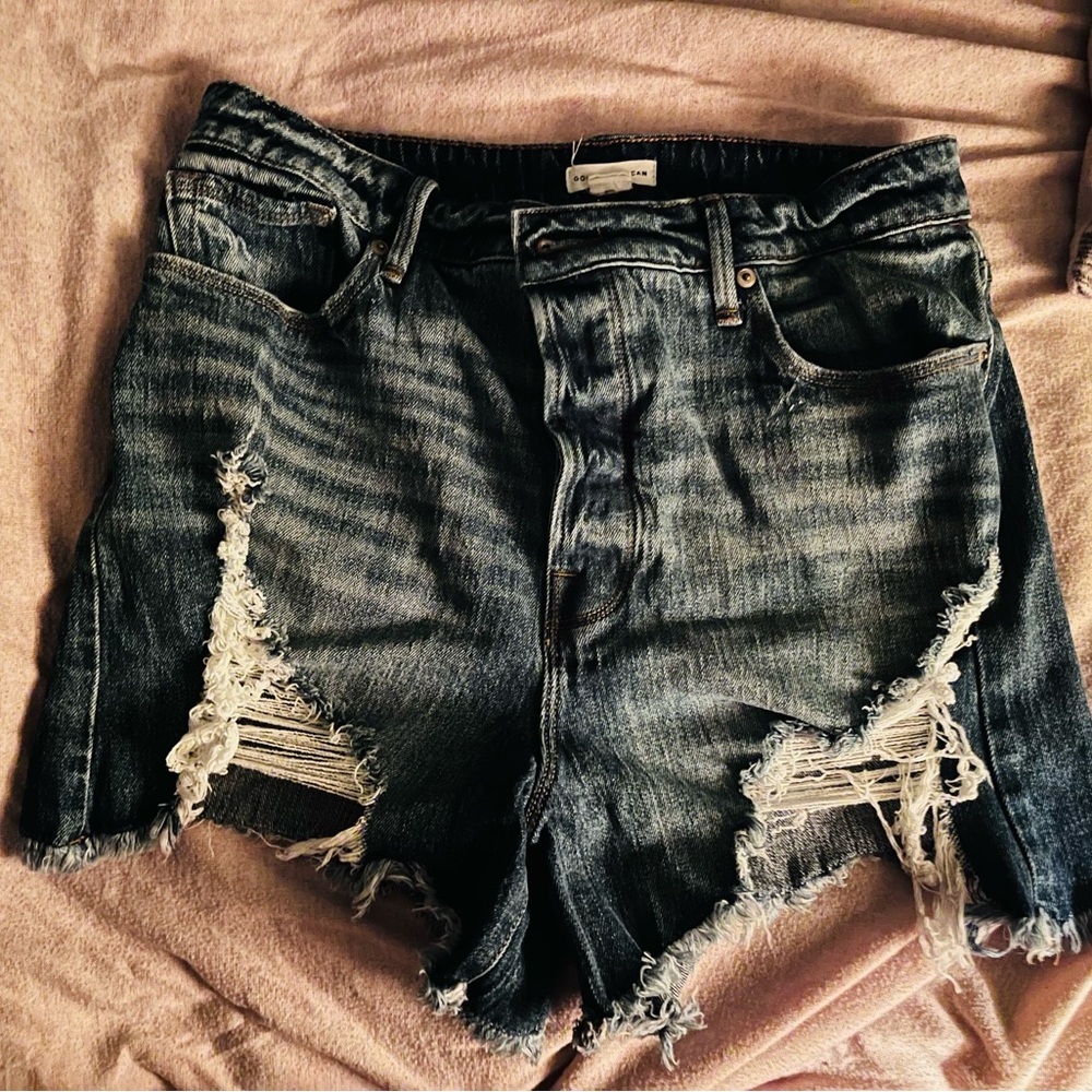 Good American distressed shorts, US size 10.